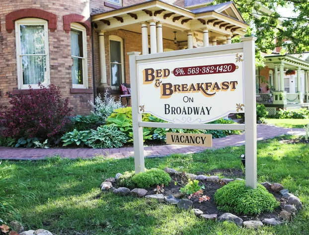 B&B on Broadway hotel detail image 1