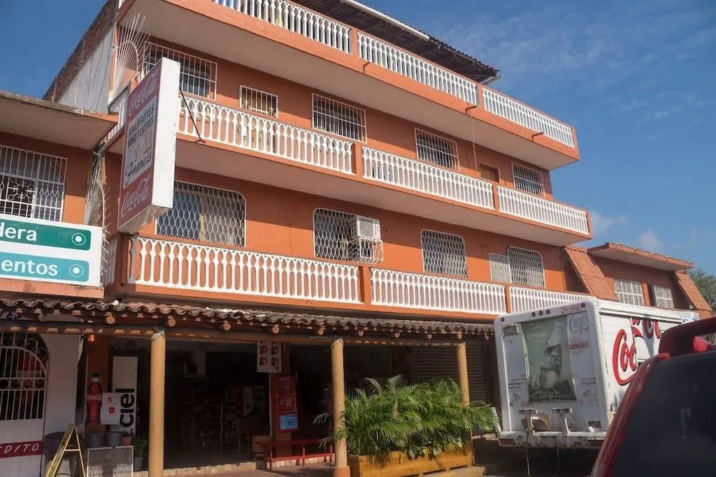 Departamento Cora hotel hero