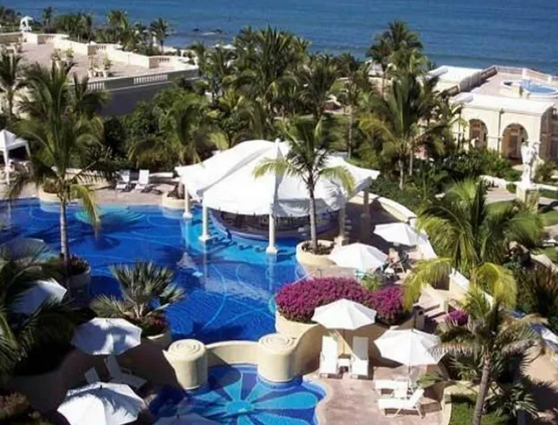 Condo EM hotel detail image 2