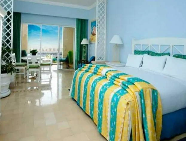 Condo EM hotel detail image 4