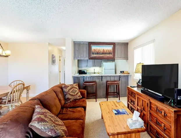 Meadowridge 18-04 hotel detail image 4