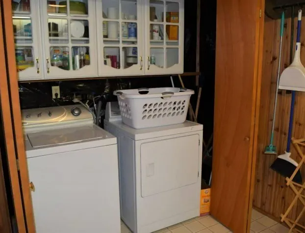 Four Seasons hotel detail image 4