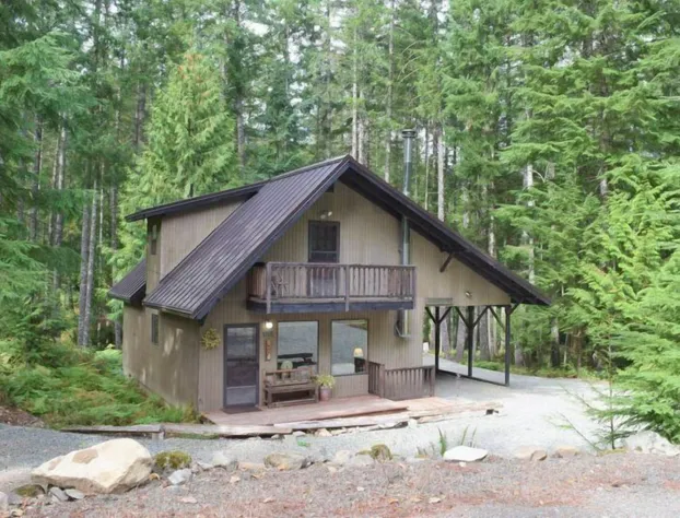 Four Seasons hotel detail image 1