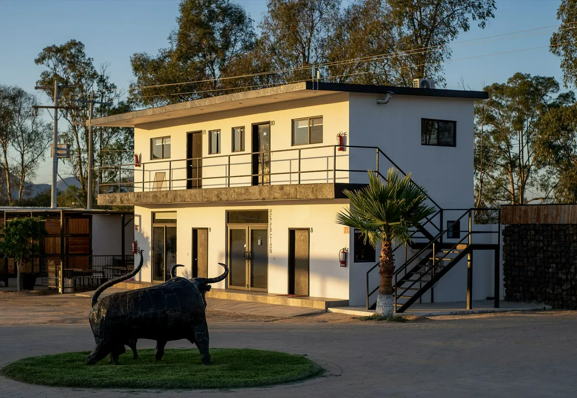 Quinta Nicolás Valle de Guadalupe hotel hero