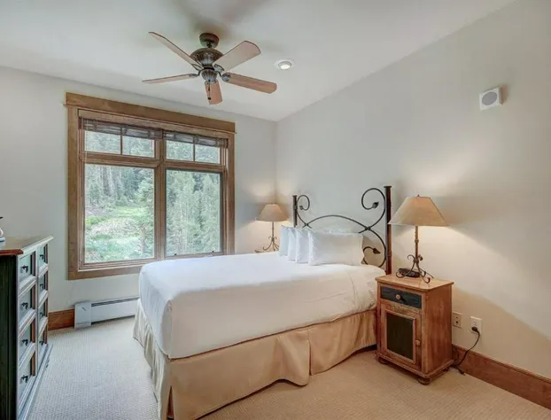 Premier 3 Bedroom Ski in, Ski out Lone Eagle Condo With the Best Access to Skiing in Keystone hotel detail image 1