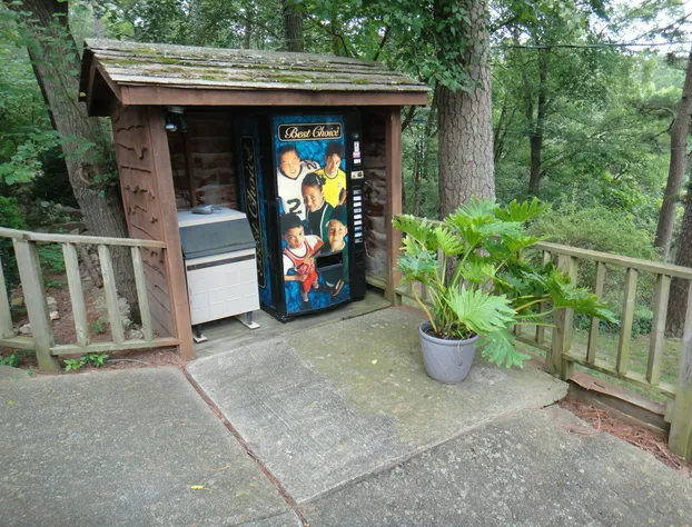 Brackenridge Lodge hotel detail image 1