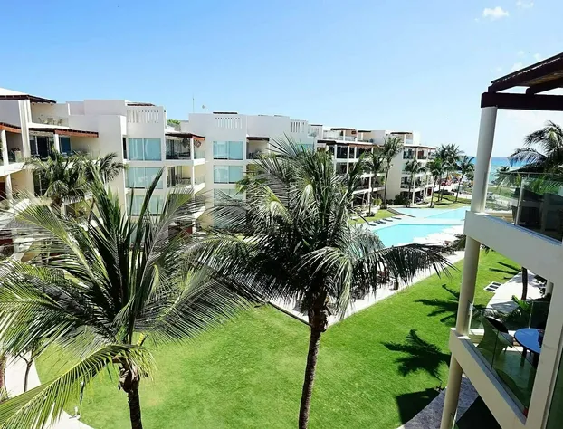 Elements Penthouse 7 3 Bedroom Condo by RedAwning hotel detail image 1