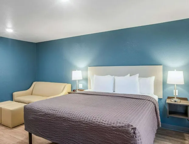 WoodSpring Suites Atlanta McDonough hotel detail image 1