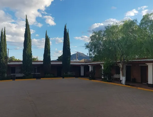 Motel Colonial hotel detail image 1