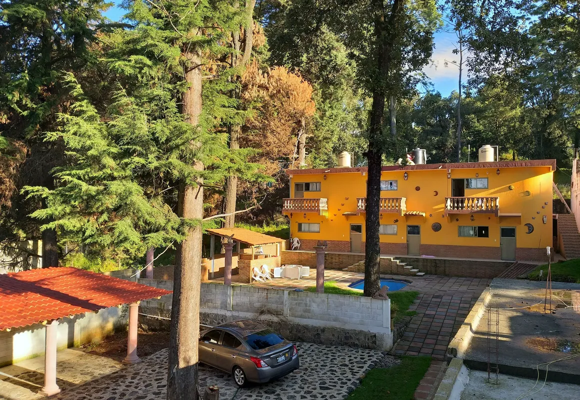 Villa Monteli Suites hotel hero