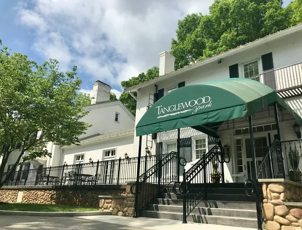 Providence Manor House Bed & Breakfast hotel detail image 2