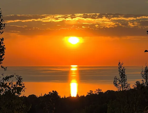 Sunset Condominiums hotel detail image 2