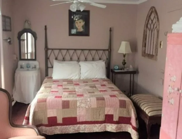 Bath Avenue House hotel detail image 4