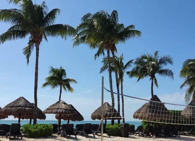 Elements Penthouse 23 3 Bedroom Condo by RedAwning hotel detail image 4