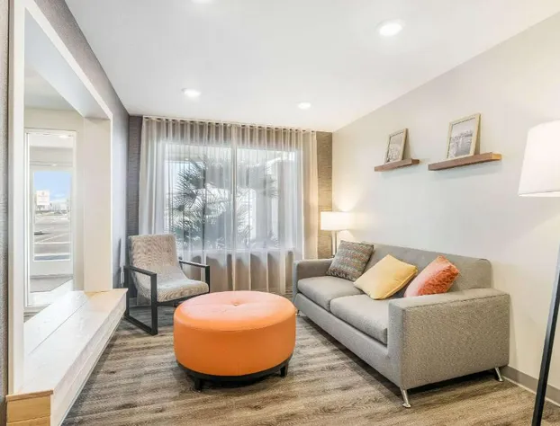 WoodSpring Suites Colton hotel detail image 4