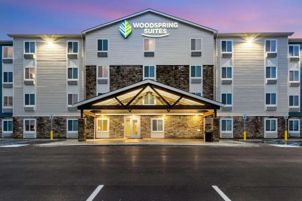 WoodSpring Suites Indianapolis Airport South hotel hero