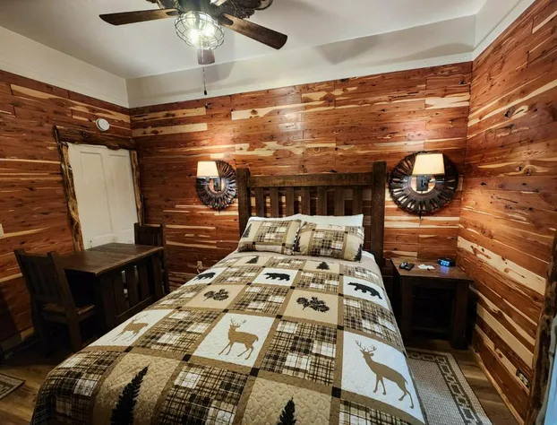 Log Cabin Inn hotel detail image 1