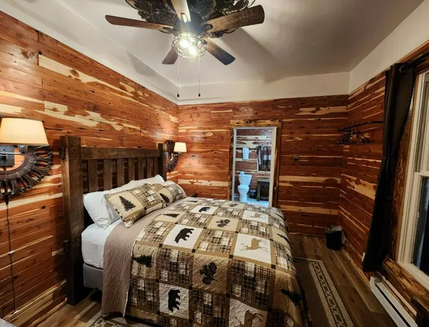 Log Cabin Inn hotel detail image 3
