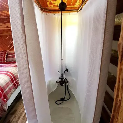 Log Cabin Inn hotel detail image 2