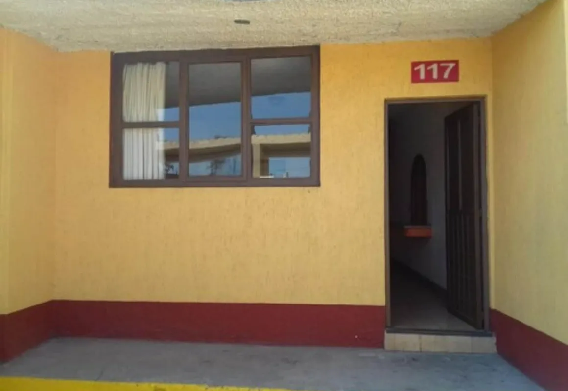 Motel Tokio Inn hotel hero