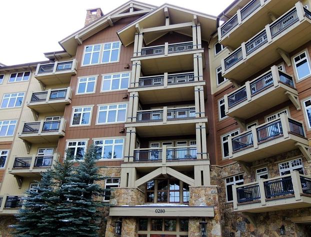 Premier 1 Bedroom Ski in, Ski out Lone Eagle Condo With the Best Access to Skiing in Keystone hotel detail image 2