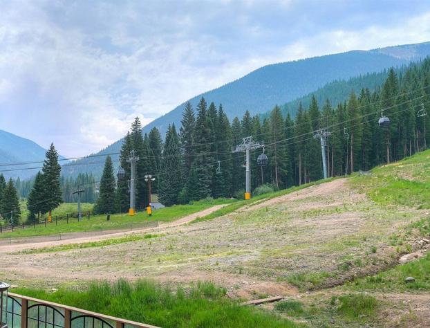 Premier 1 Bedroom Ski in, Ski out Lone Eagle Condo With the Best Access to Skiing in Keystone hotel detail image 4
