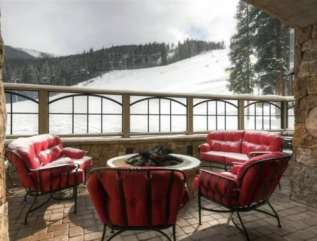 Premier 1 Bedroom Ski in, Ski out Lone Eagle Condo With the Best Access to Skiing in Keystone hotel detail image 4