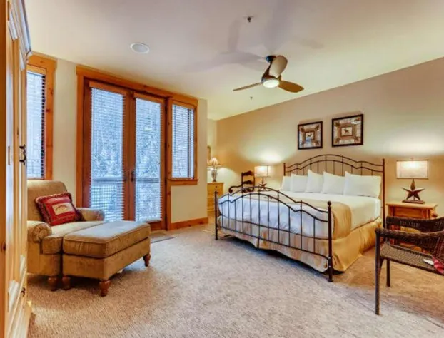 Premier 2 Bedroom Ski in, Ski out Vacation Rental at the Timbers With the Best Access to Skiing in Keystone hotel detail image 1
