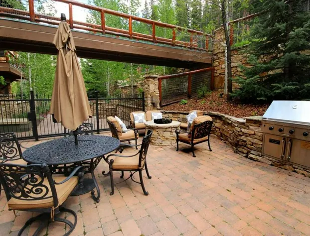 Premier 2 Bedroom Ski in, Ski out Vacation Rental at the Timbers With the Best Access to Skiing in Keystone hotel detail image 1