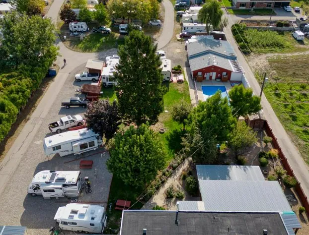 Maple Leaf Motel & RV Resort hotel detail image 4