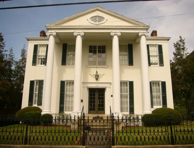 The Pillars in Natchez B&B hotel detail image 1