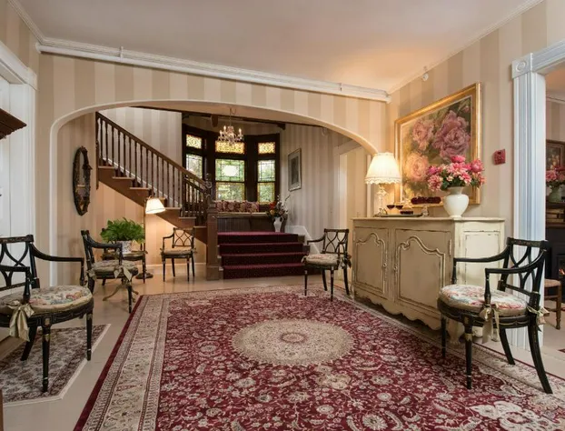 Bass Cottage & Ullikana hotel detail image 4