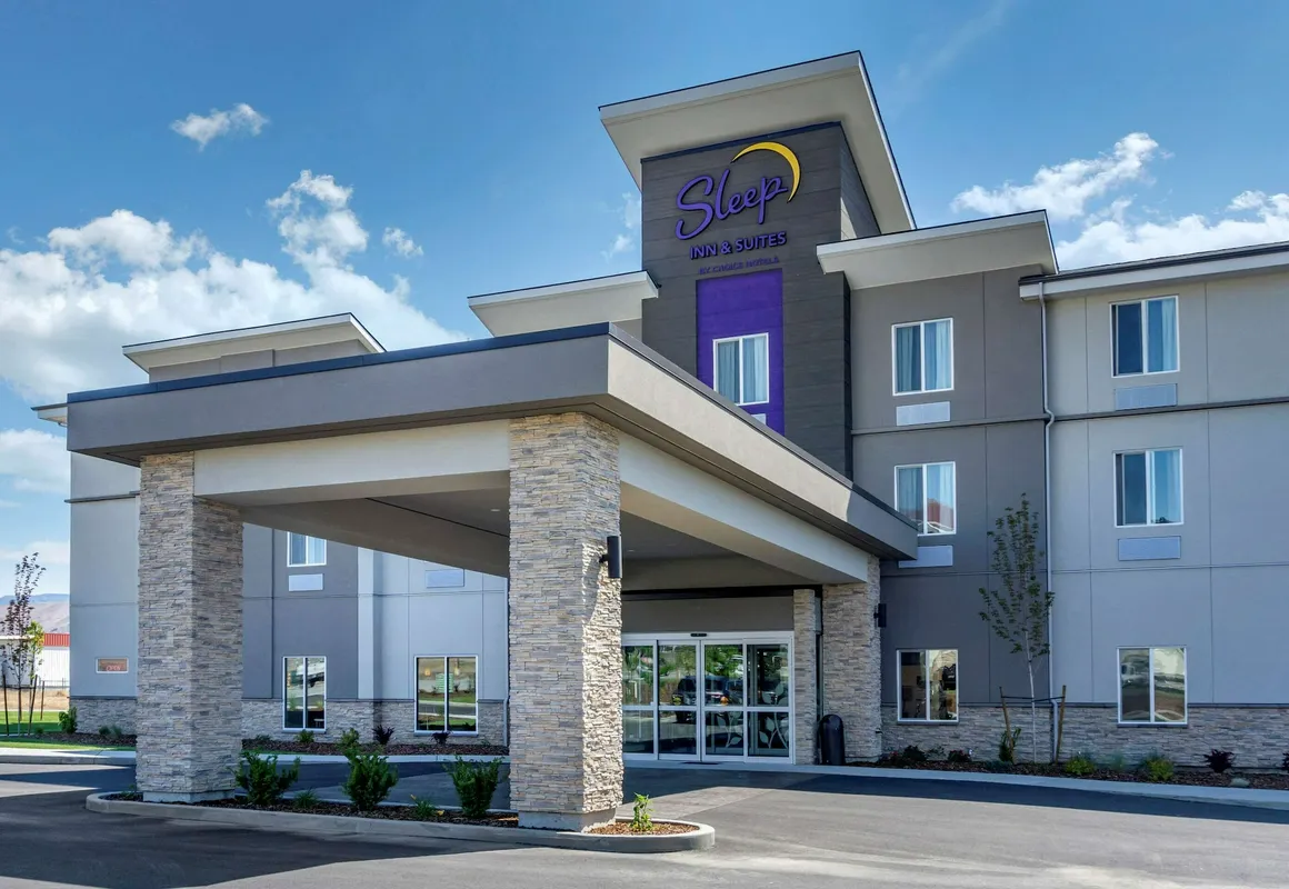 Sleep Inn & Suites Wenatchee/Leavenworth hotel hero