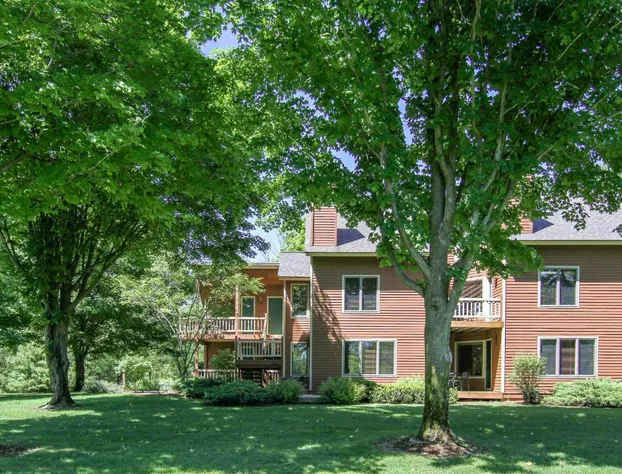 Spacious 2 Bed At Crystal Mountain Resort 2 Bedroom Condo by RedAwning hotel detail image 3