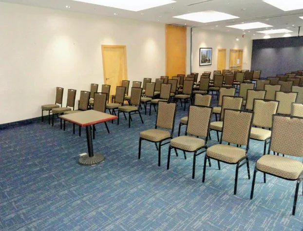 Holiday Inn Express Hotel & Suites Toluca Zona Aeropuerto by IHG hotel detail image 2