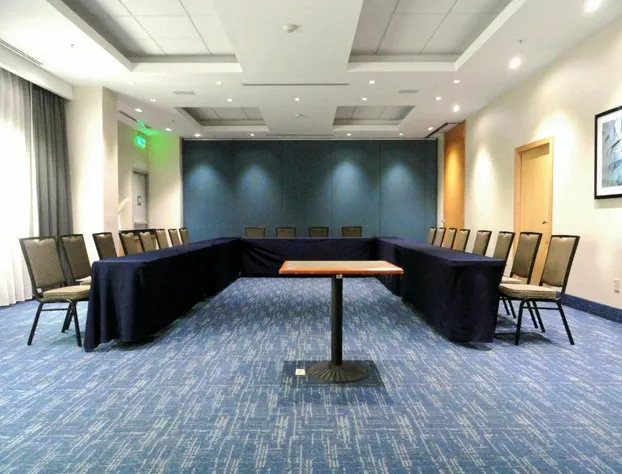 Holiday Inn Express Hotel & Suites Toluca Zona Aeropuerto by IHG hotel detail image 3