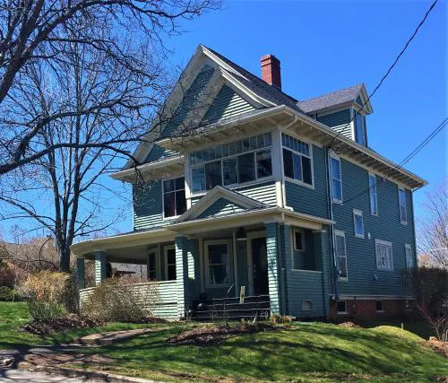 Locust & Starr Inn hotel hero