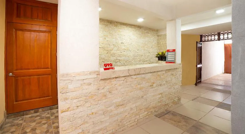 OYO Promenade hotel hero