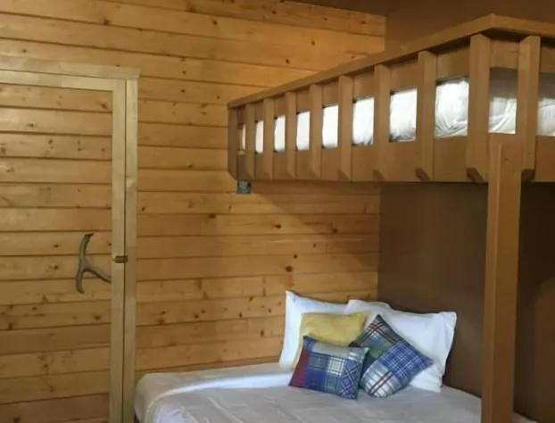 Ponderosa Inn hotel detail image 3