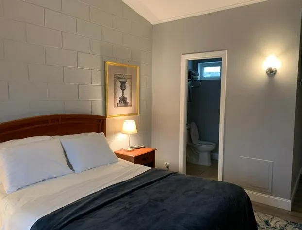 Hill Top Motel hotel detail image 2