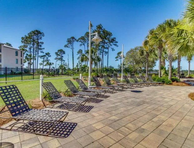 Reflections at Bay Point hotel detail image 3