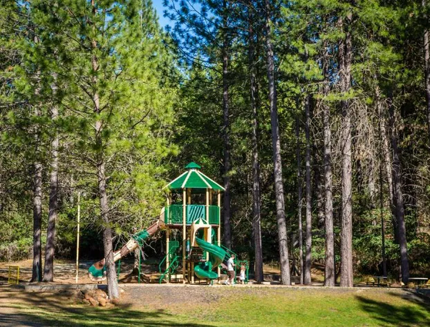 Lake of the Springs Camping Resort Yurt 2 hotel detail image 2