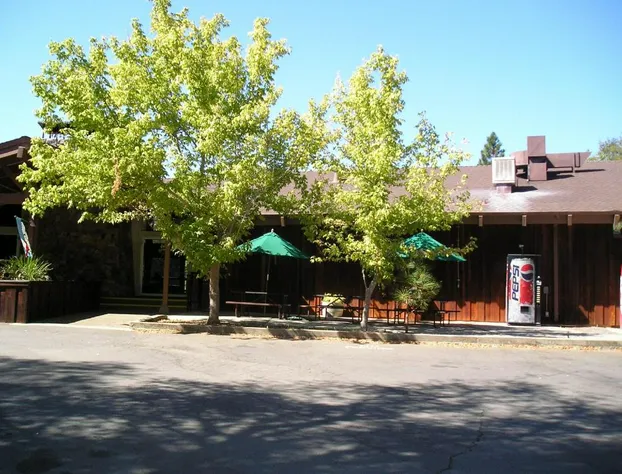 Lake of the Springs Camping Resort Yurt 1 hotel detail image 1