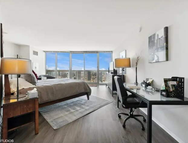The Penthouse at Grand Plaza hotel detail image 1
