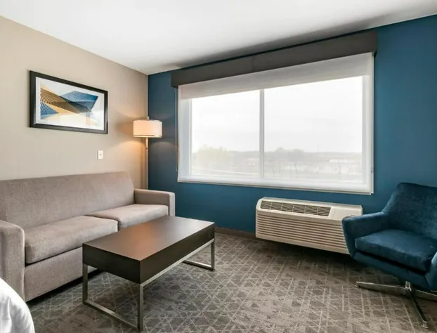 Holiday Inn Express & Suites Lancaster - Mount Joy by IHG hotel detail image 2