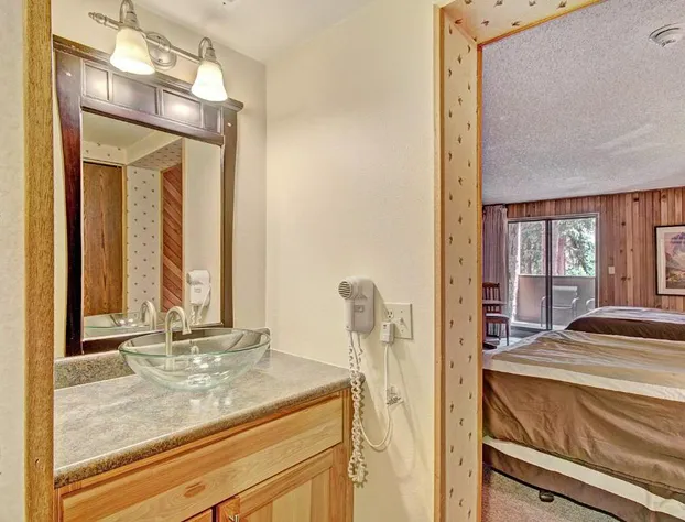 CM112H Copper Mtn Inn Studio Studio Bedroom 1Bathroom Hotel Room hotel detail image 4