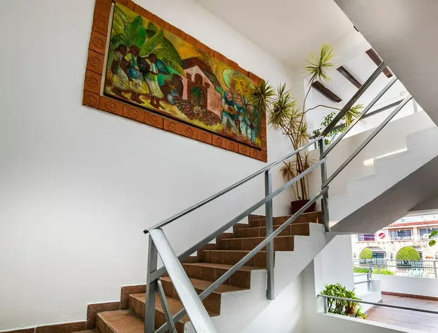 Capital O Continental ii, Uruapan hotel detail image 3