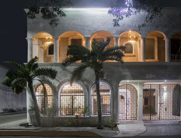 Hotel Carey Cancun hotel detail image 1