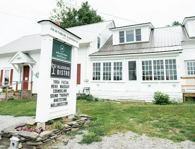 Craftsbury Farmhouse hotel detail image 1