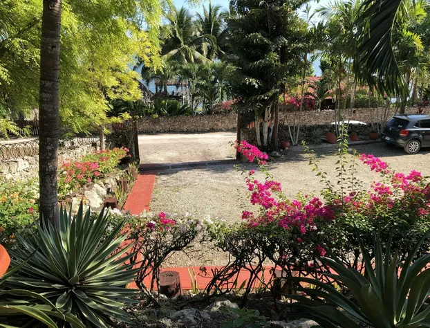 Coras Place Bacalar Lagoon Front hotel detail image 2